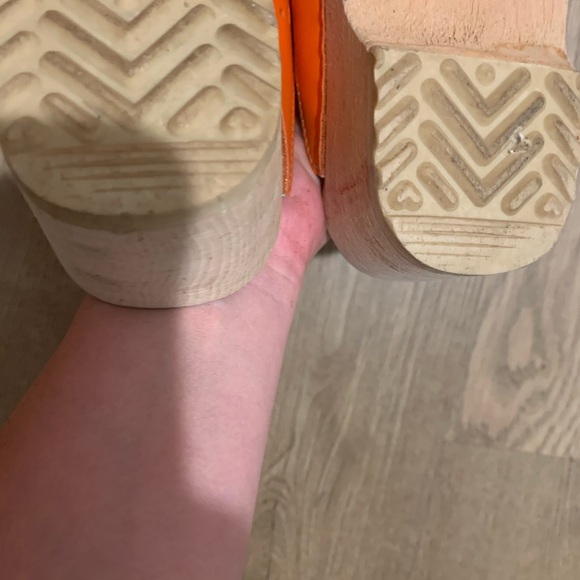 NWOB Hanna Andersson Pink+ orange leather clogs lace cut detail size 7/37 - Picture 9 of 9